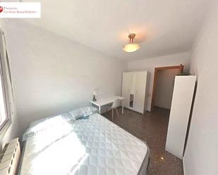 Bedroom of Flat to share in Badalona  with Heating, Furnished and Oven