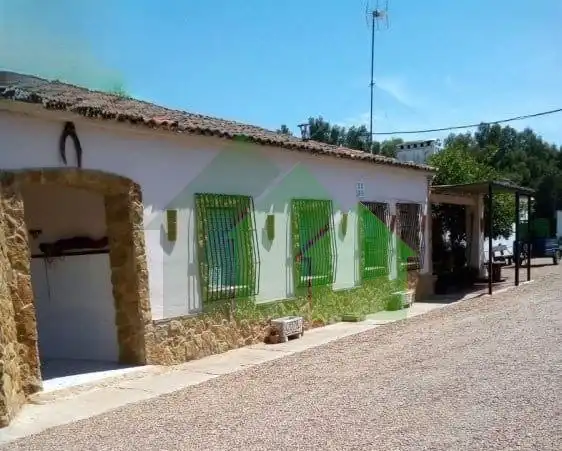 Nau industrial en venda a Puebla de la Calzada, imagen 3