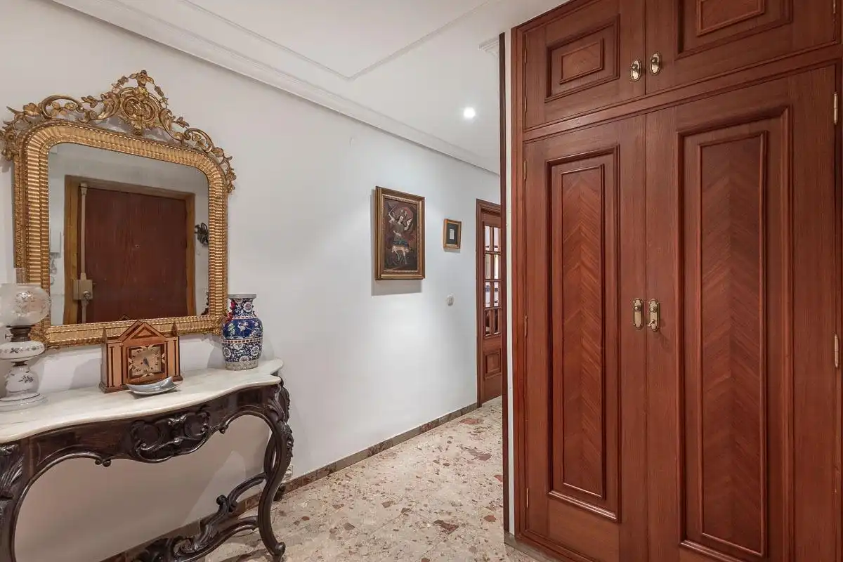 Flat for sale in Granada  with Air Conditioner, Heating and Balcony