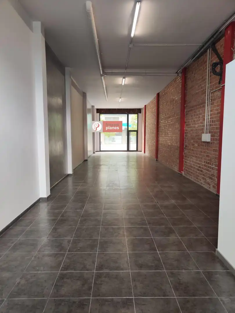 Business premises for sale in Avenida MIQUEL BATLLORI, imagen 4