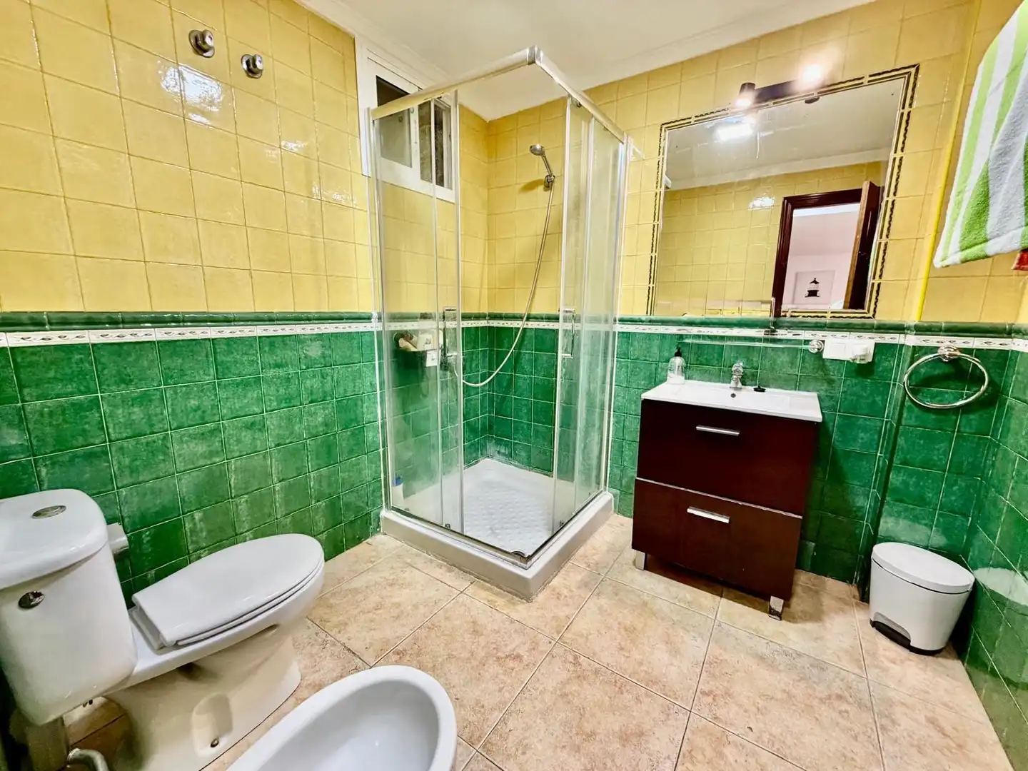 Baño de Piso en venta en Benalmádena con Aire acondicionado, Calefacción y Jardín privado