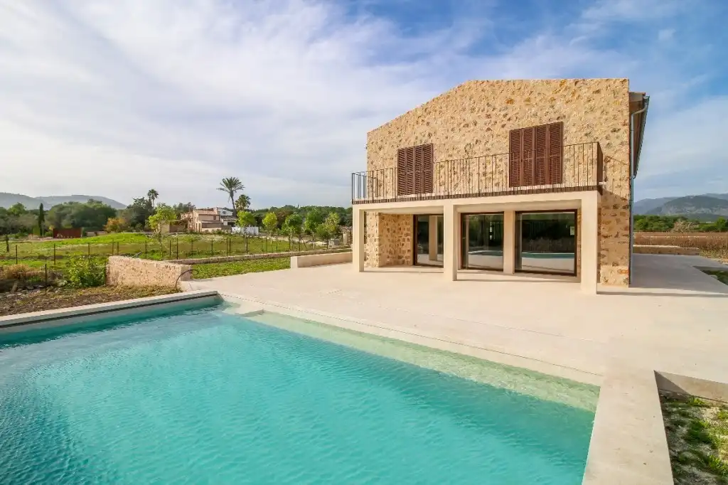 Piscina de Finca rústica en venda en Alcúdia amb Aire condicionat, Calefacció i Jardí privat