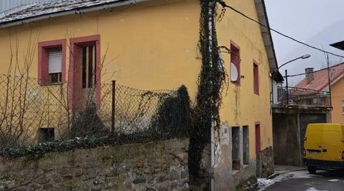Foto 3 de Casa adosada en venda a Barrio Pico la Vicha, 14a, Degaña, Asturias
