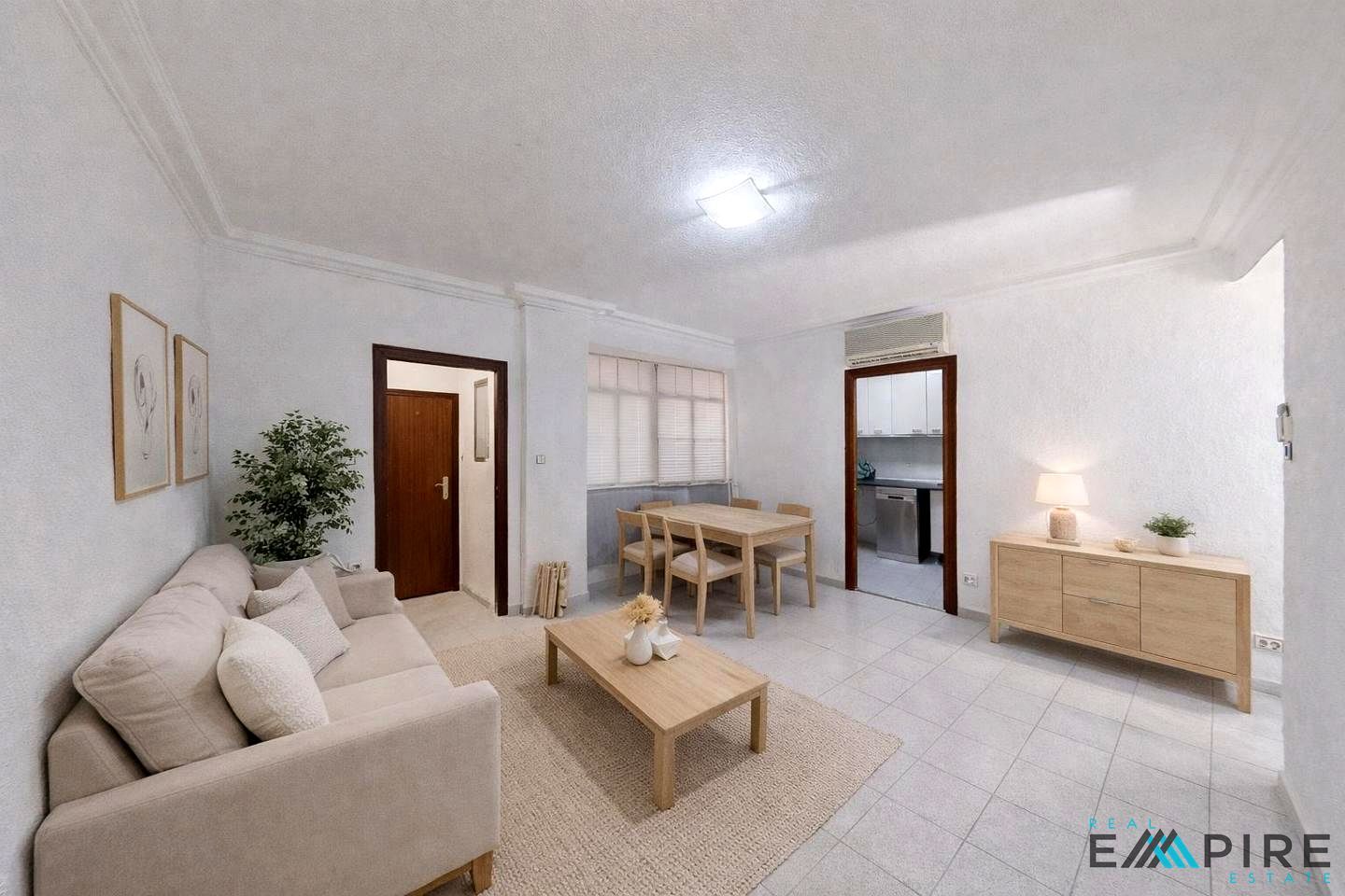 Living room of Flat for sale in  Madrid Capital  with Air Conditioner, Heating and Terrace