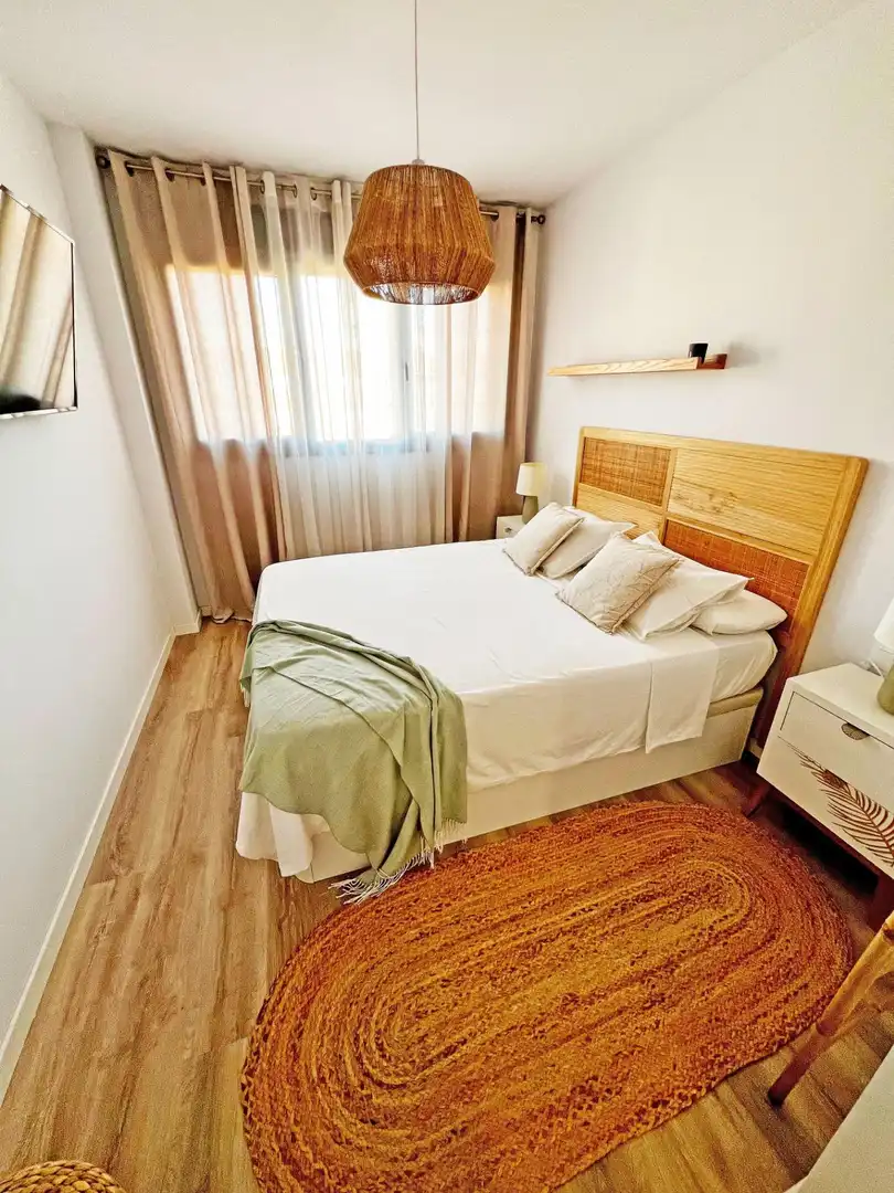 Habitación de Apartamento en venta en Valencia con Calefacción, Jardín privado y Terraza