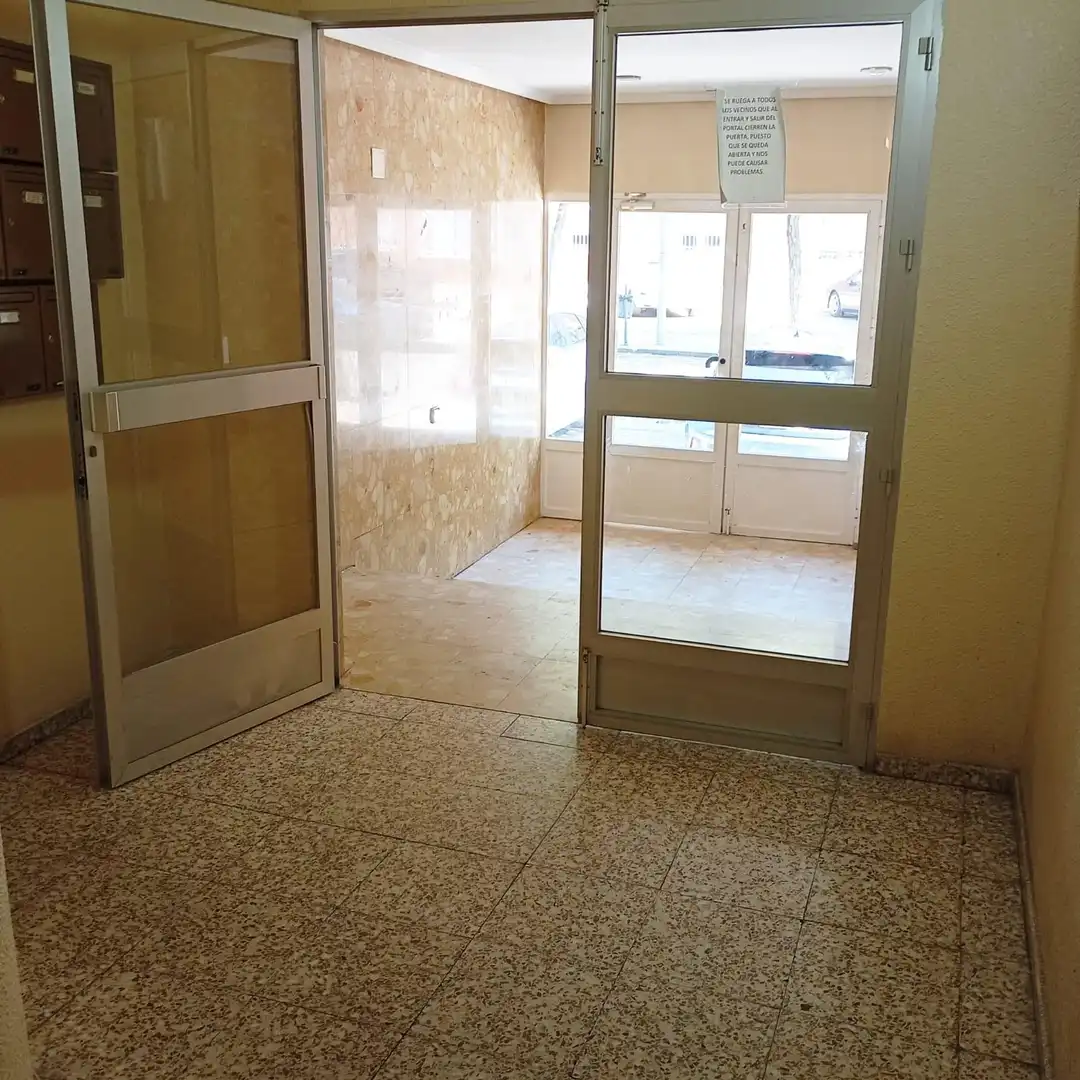 Flat for sale in Ciempozuelos  with Air Conditioner, Heating and Furnished