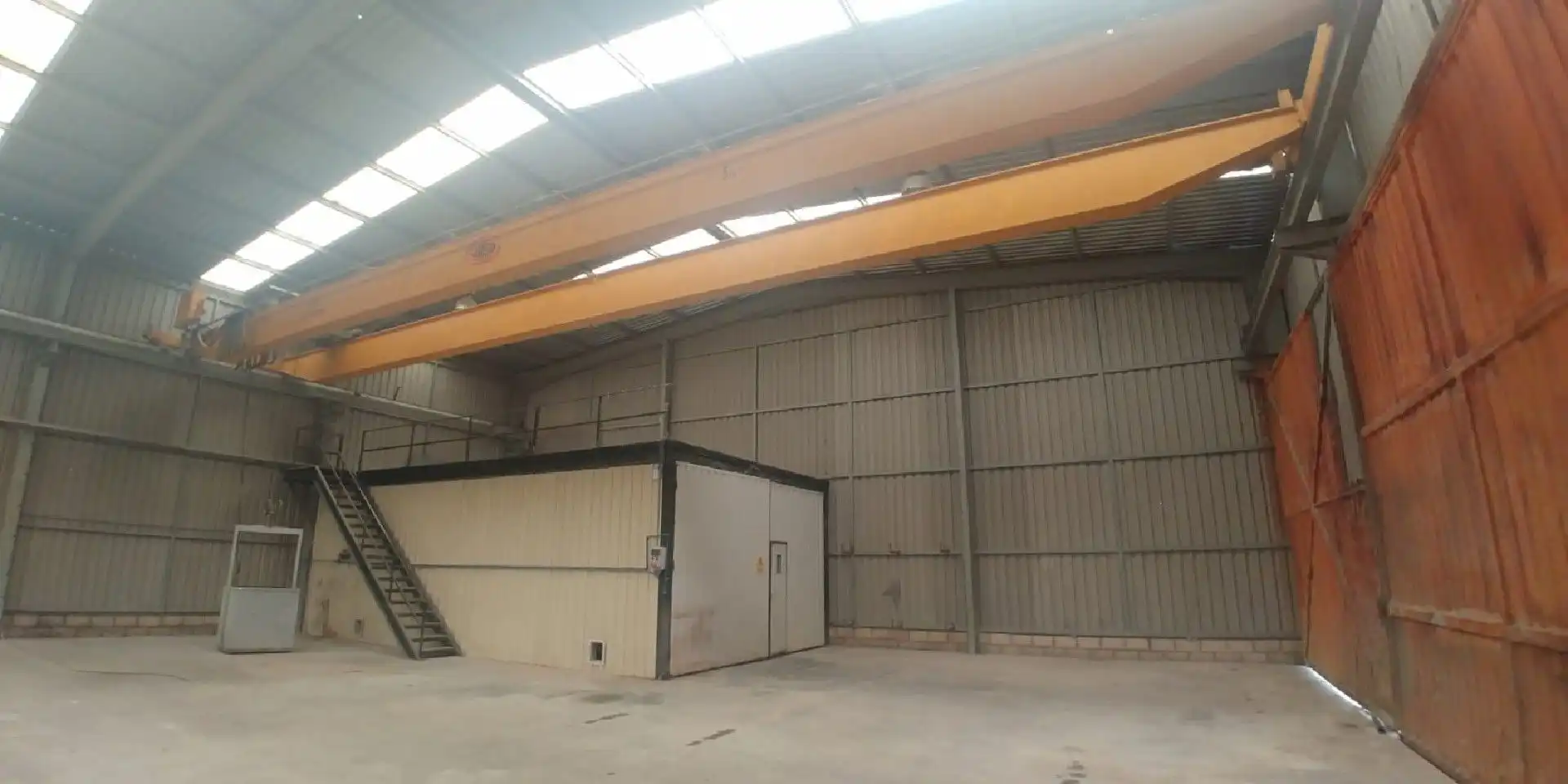 Exterior view of Industrial buildings for rent in Palencia