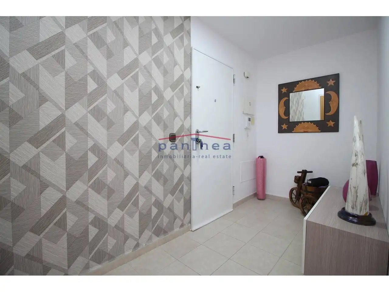 Piso en venta en Rincón de la Victoria con Aire acondicionado, Terraza y Piscina comunitaria