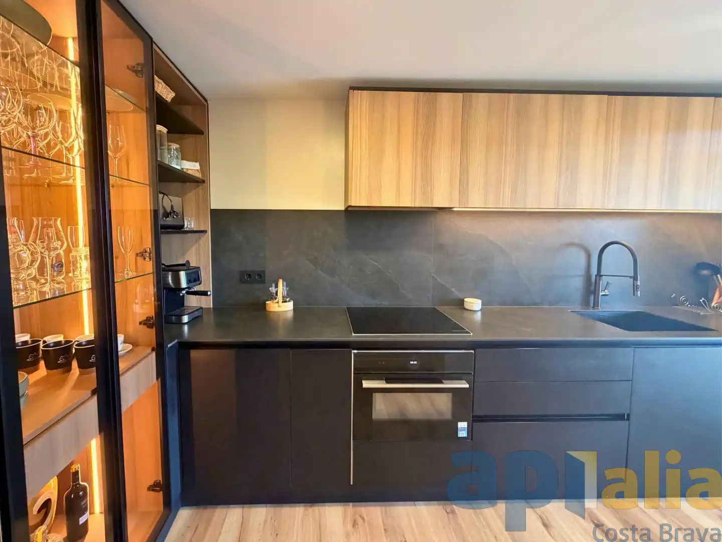 Kitchen of Apartments for sale in Castell d'Aro, Platja d'Aro i s'Agaró  with Air Conditioner, Heating and Private garden