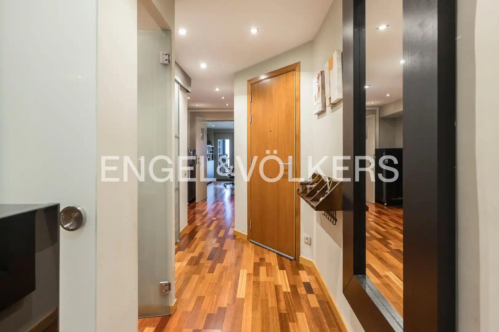 Duplexes for sale in Barcelona  with Heating, Parquet flooring and Furnished