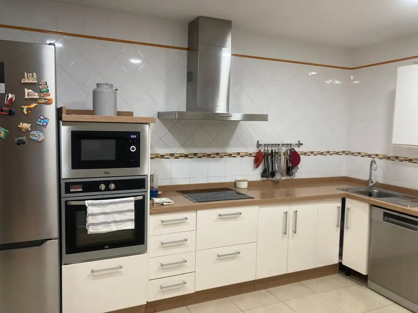 Cuina de Casa o xalet en venda en Córdoba amb Aire condicionat, Parquet i Terrassa