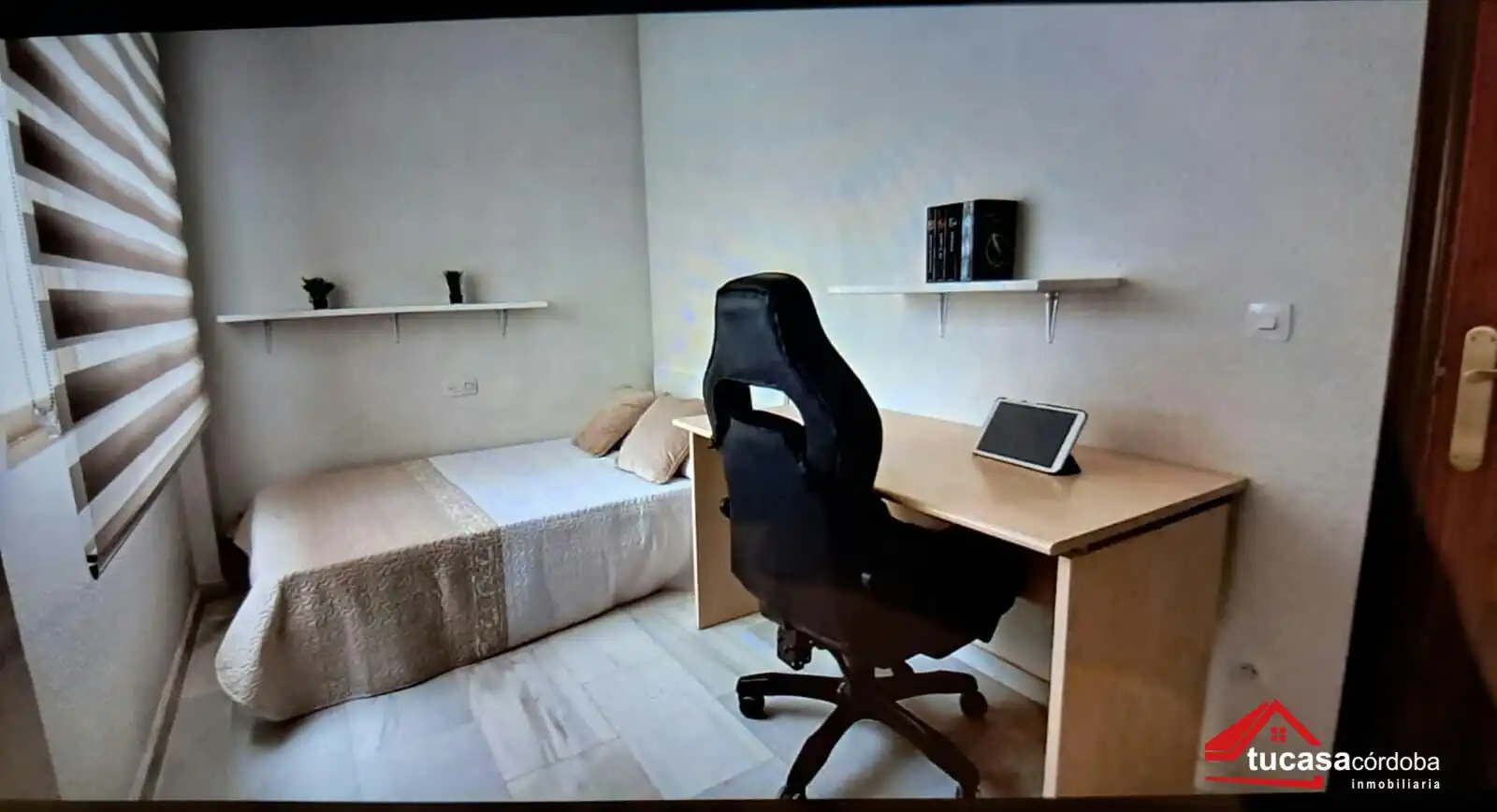 Schlafzimmer von Wohnung zum Verkauf in Córdoba mit Klimaanlage und Terrasse