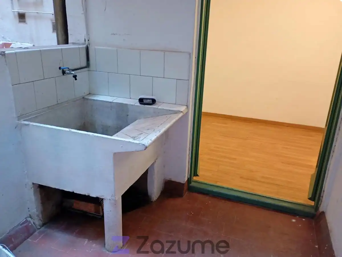 Küche von Wohnung zur Miete in Barcelona mit Parkett, Terrasse und Möbliert