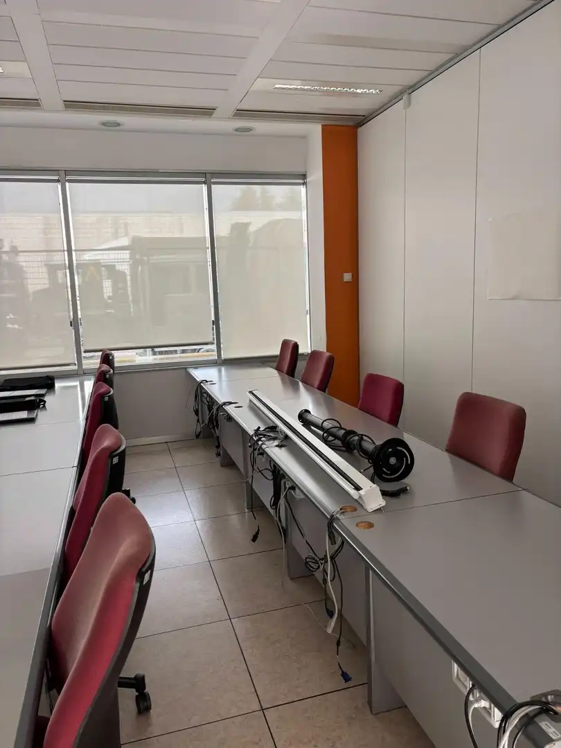 Immobles singulars amb ascensor en venda a Avenida Avenida Ramón y Cajal, imagen 31