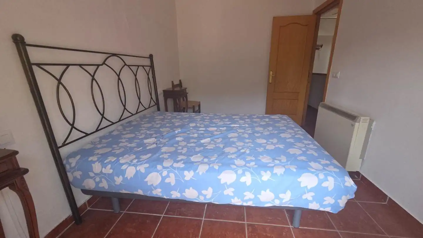 Habitación de Casa o chalet en venta en Barajas de Melo con Aire acondicionado, Calefacción y Amueblado