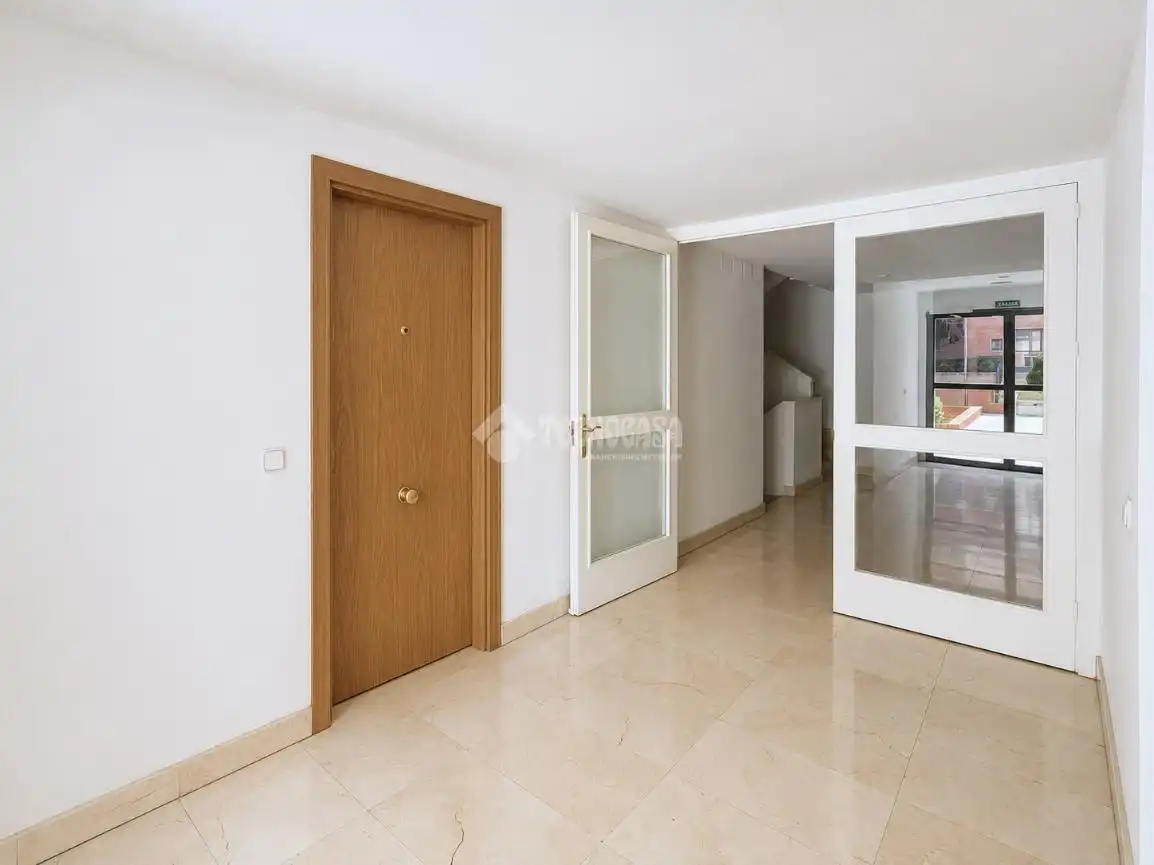 Piso en venta en San Fernando de Henares con Aire acondicionado, Calefacción y Parquet