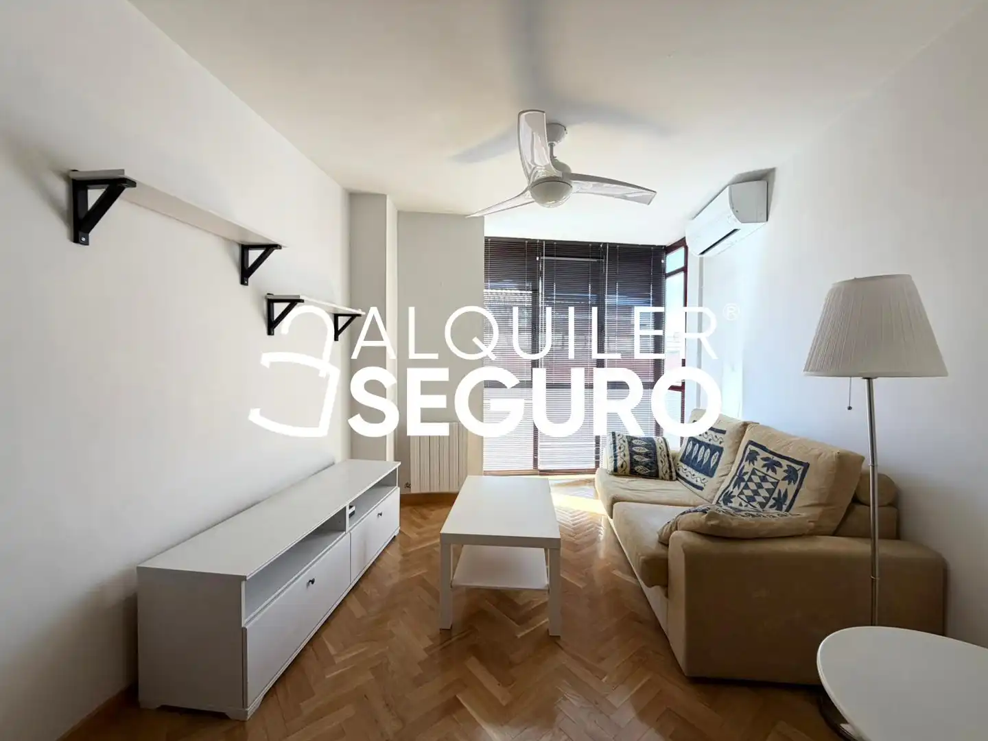 Habitación de Piso de alquiler en Las Rozas de Madrid con Aire acondicionado, Calefacción y Amueblado