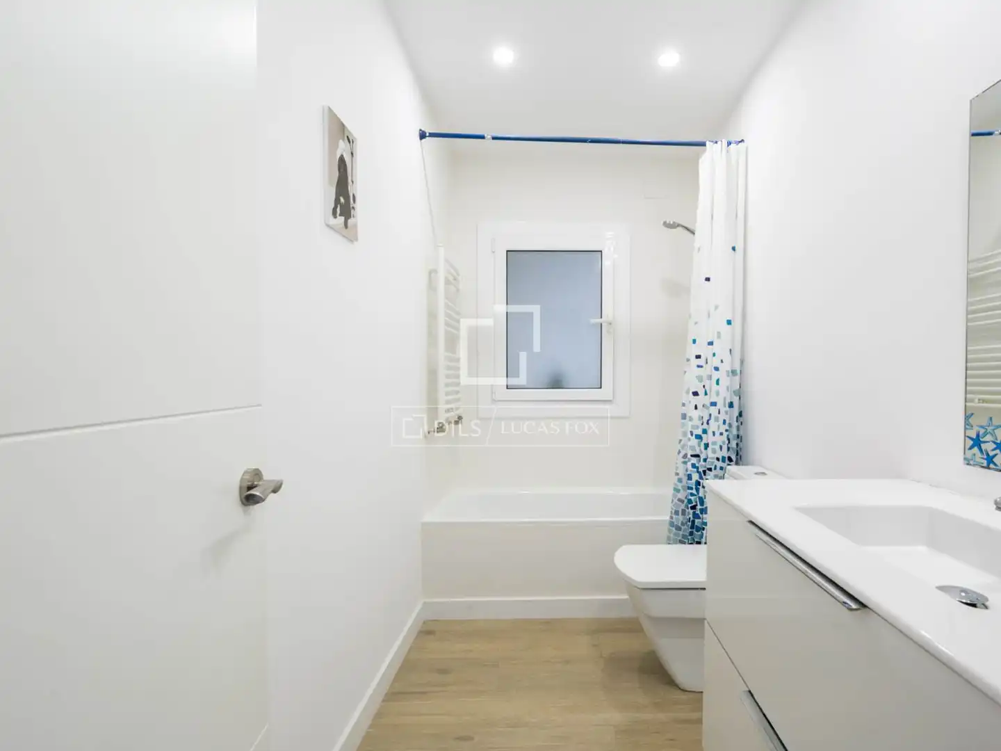 Bathroom of Houses for sale in Castelldefels  with Air Conditioner, Private garden and Terrace