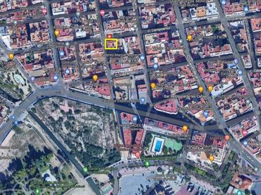 Terreno residencial en venta en Campoamor 32