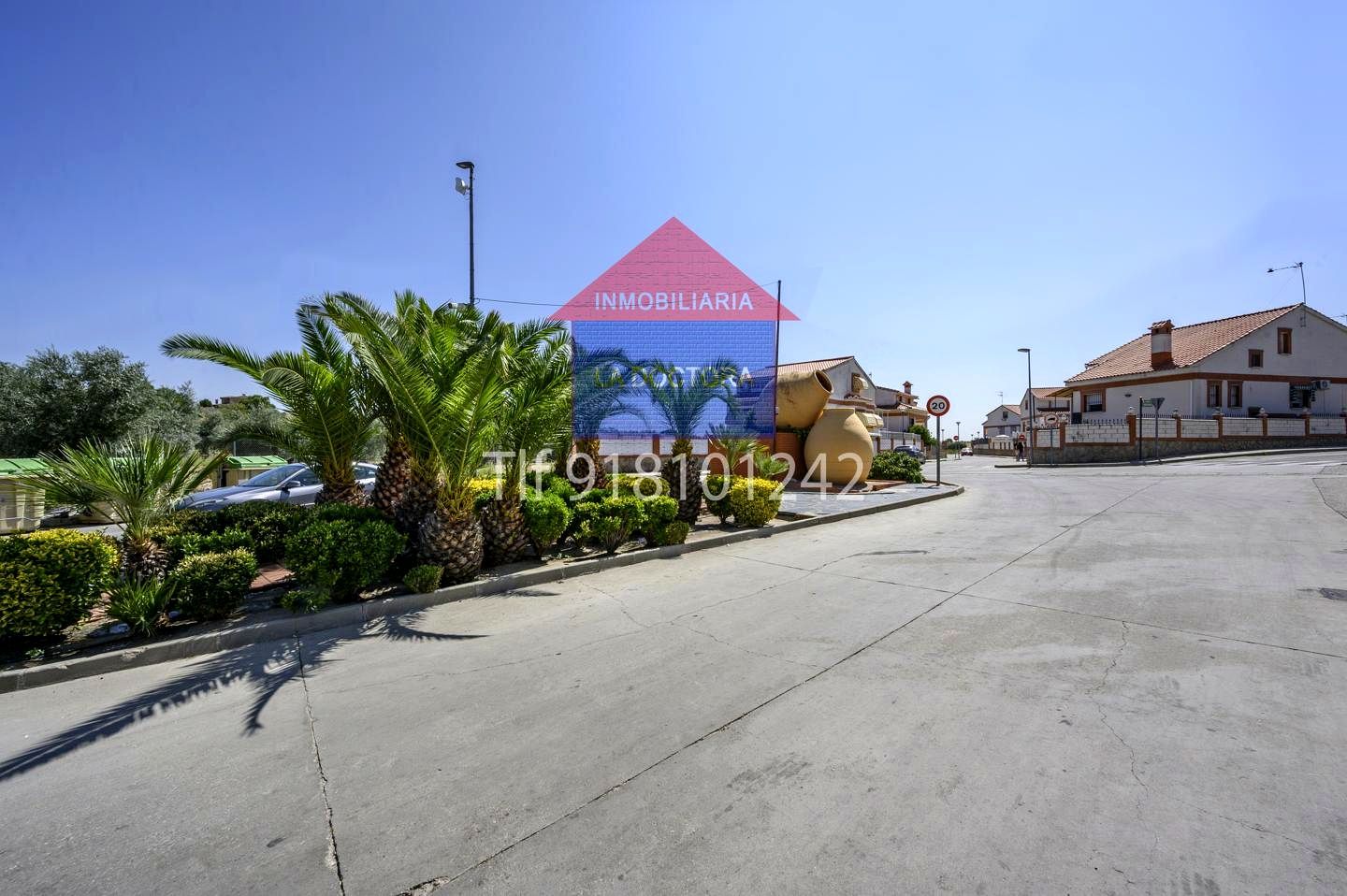Vista exterior de Piso en venta en Las Ventas de Retamosa con Calefacción y Piscina comunitaria