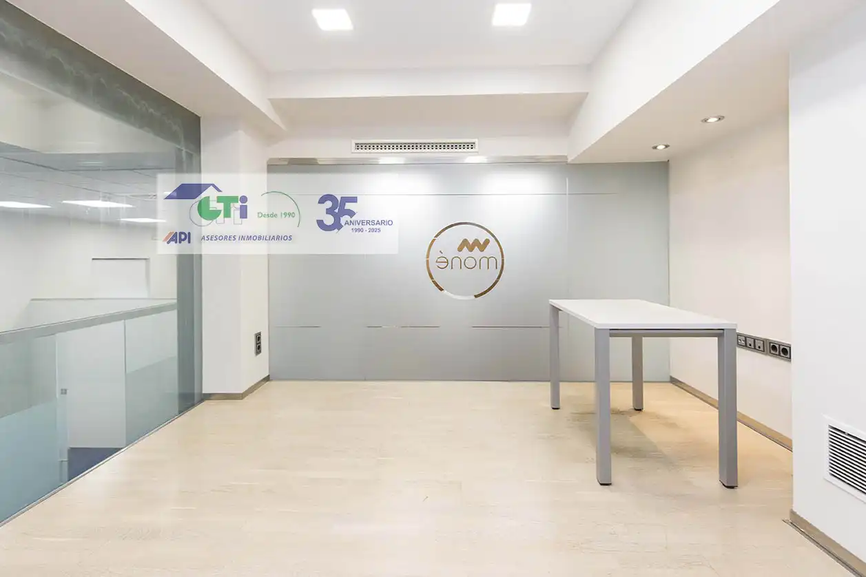 Office space to rent in COSO, imagen 40