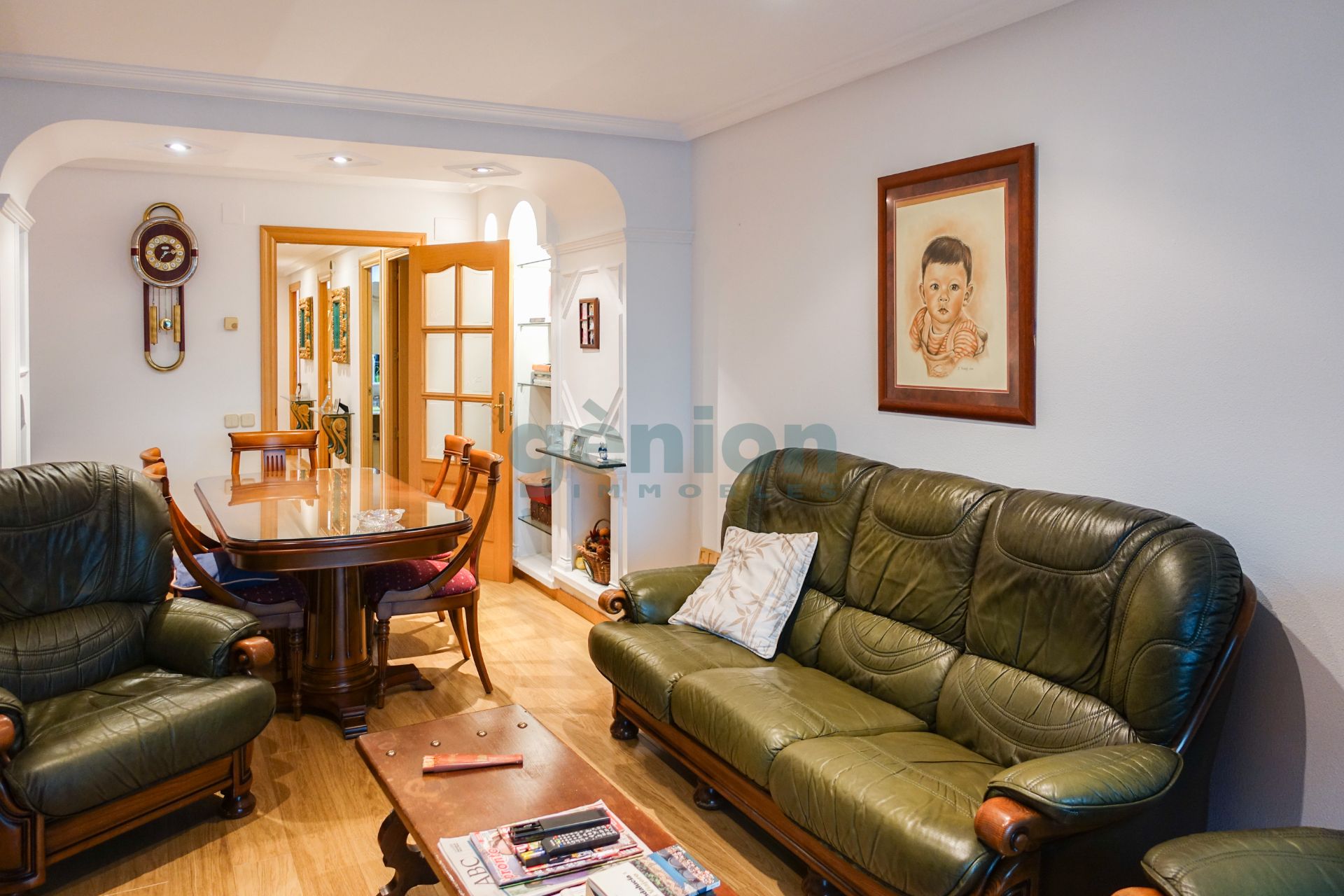 Sala d'estar de Pis en venda en Girona Capital amb Aire condicionat, Calefacció i Balcó
