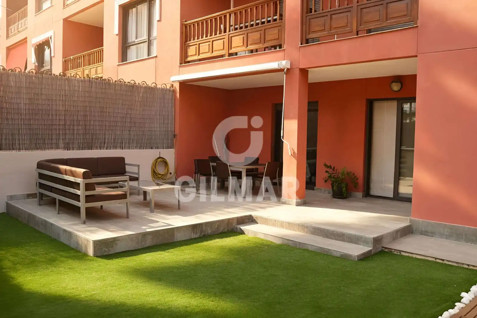 Terrasse von Wohnung zum Verkauf in Arona mit Privatgarten, Terrasse und Abstellraum
