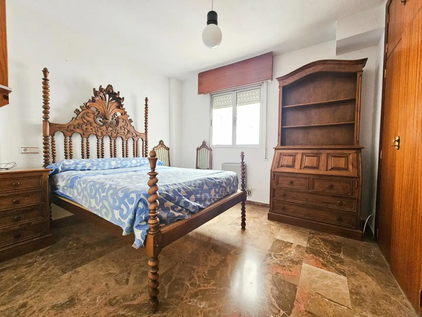 Schlafzimmer von Wohnung zum Verkauf in Jaén mit Klimaanlage, Heizung und Terrasse