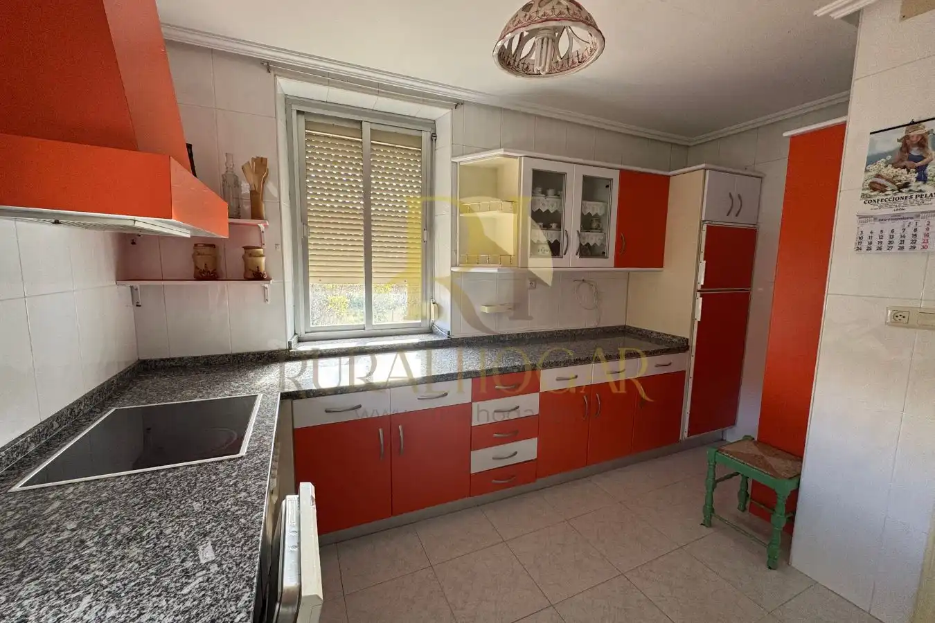 Kitchen of Houses for sale in León Capital   with Heating, Private garden and Parquet flooring
