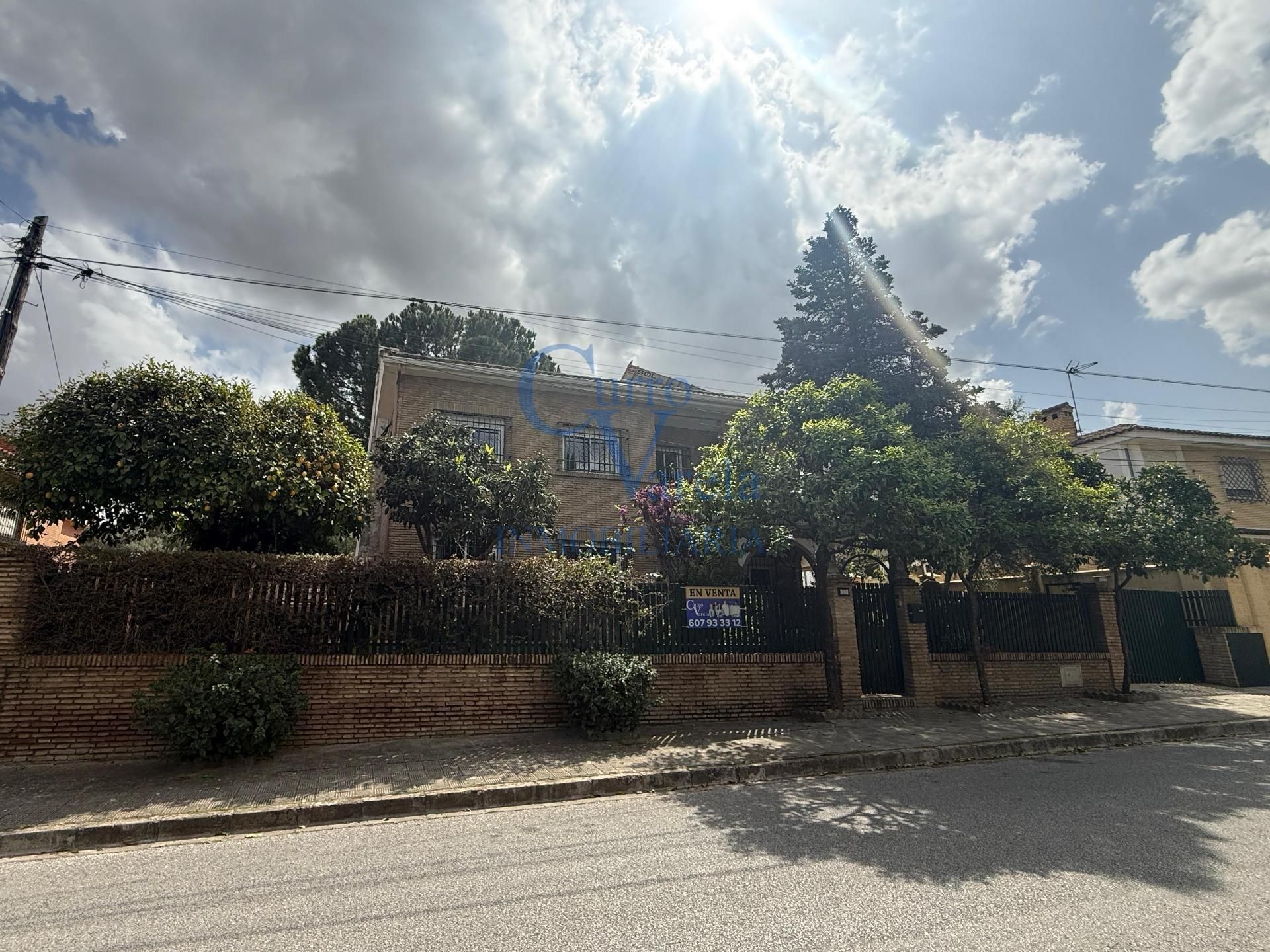 Vista exterior de Casa o chalet en venta en Montequinto con Aire acondicionado, Jardín privado y Terraza