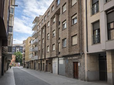 Piso con ascensor en venta en C VALENTIN CALDERON