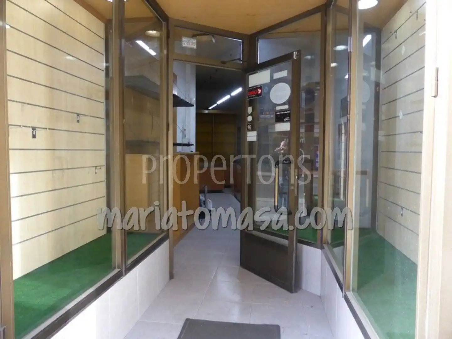 Business premises to rent in Muelle de las Arenas, imagen 6