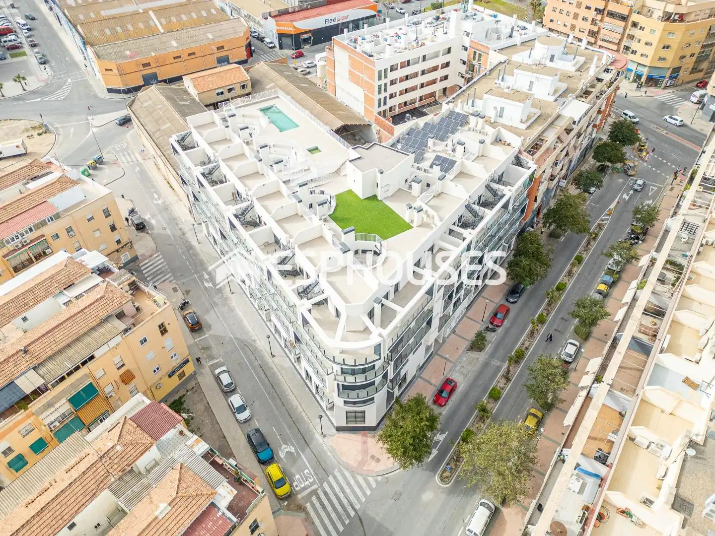Vista exterior de Piso en venta en Alicante / Alacant con Trastero, Balcón y Piscina comunitaria