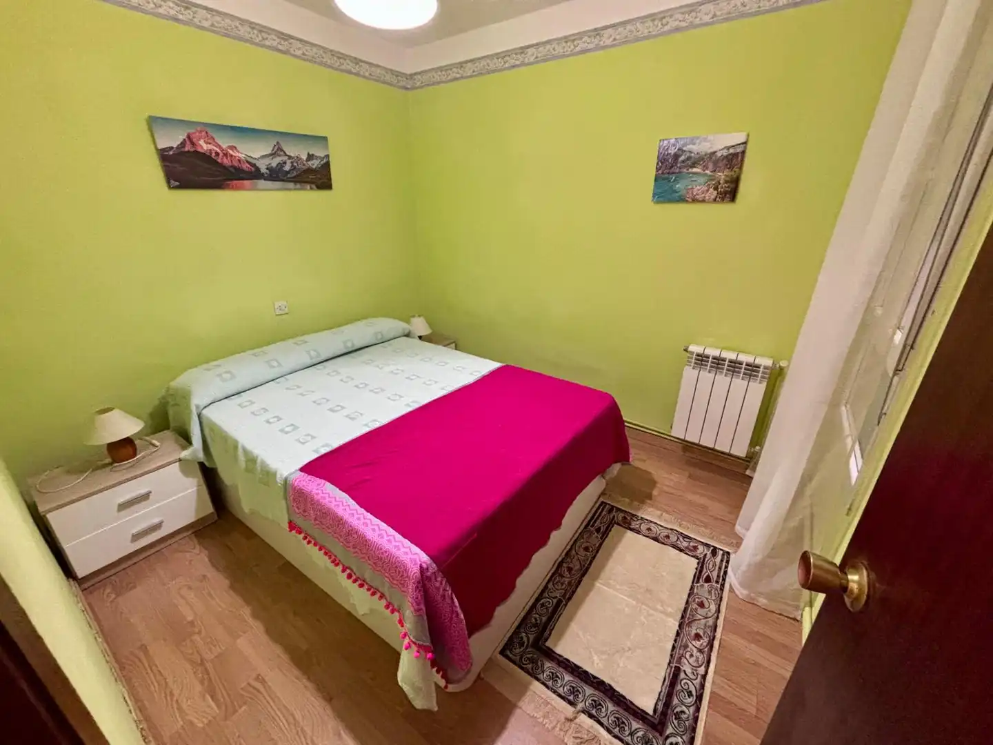 Habitación de Piso en venta en Gijón  con Calefacción, Parquet y Amueblado