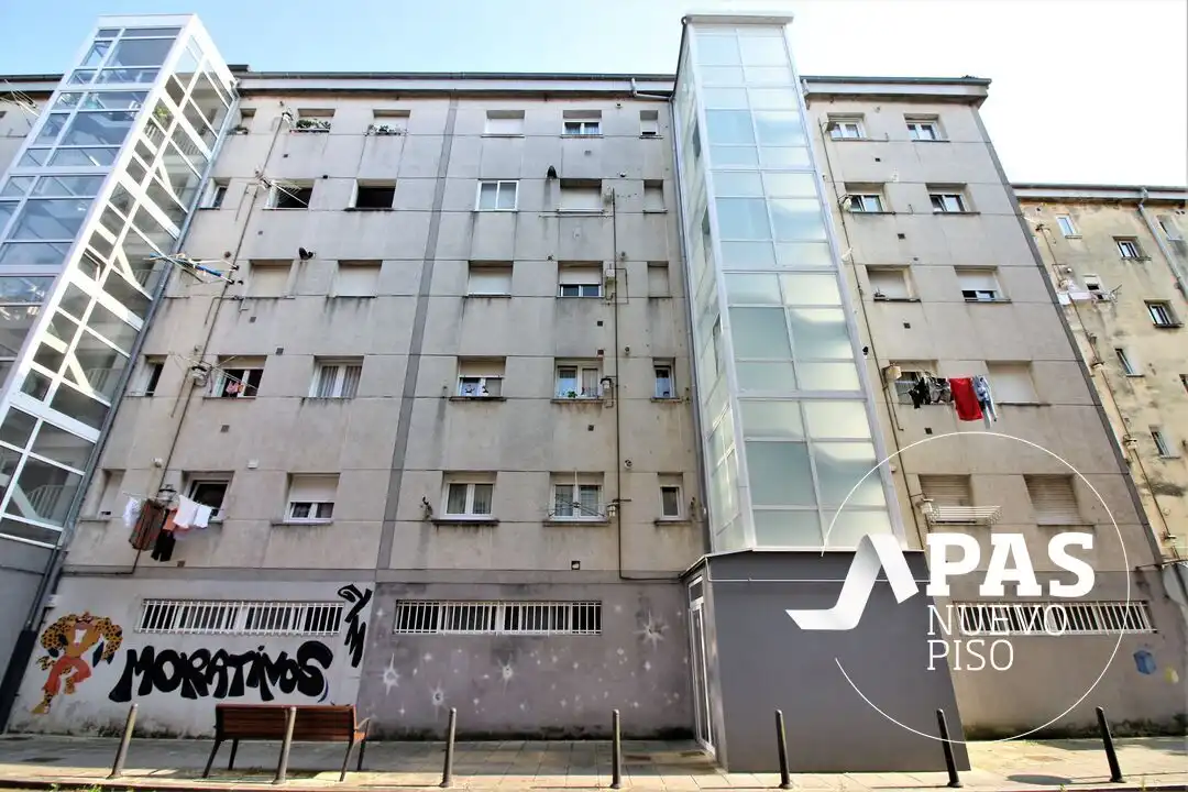 Vista exterior de Piso en venta en Santander con Calefacción