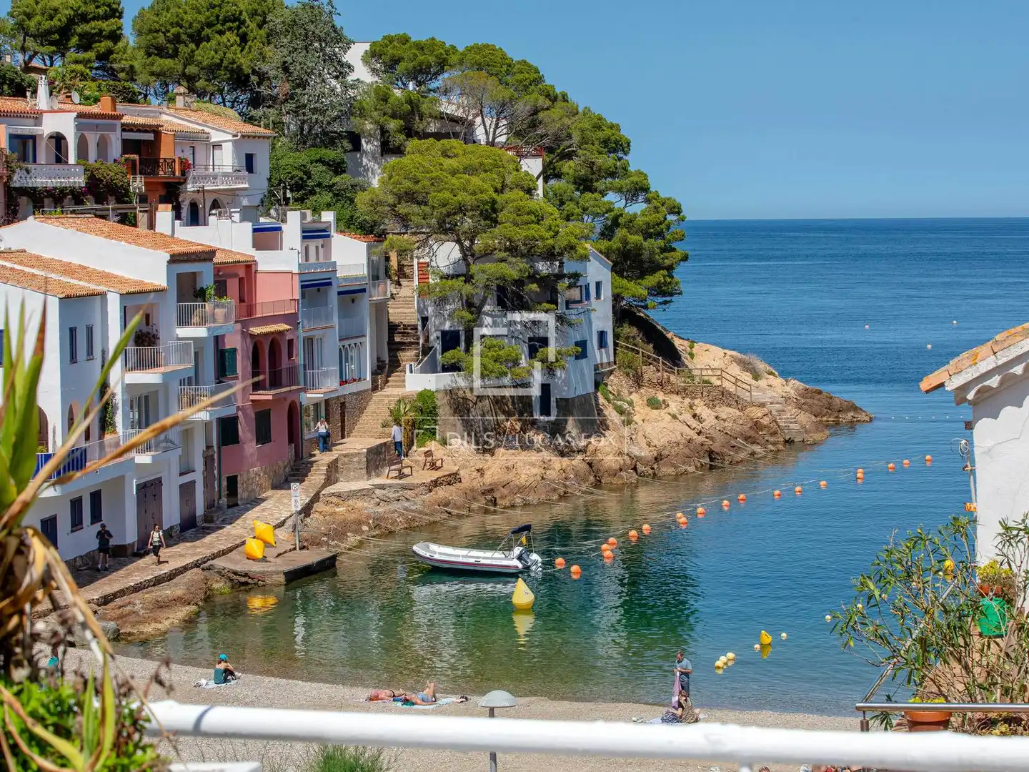 Vista exterior de Pis en venda en Begur amb Terrassa i Balcó