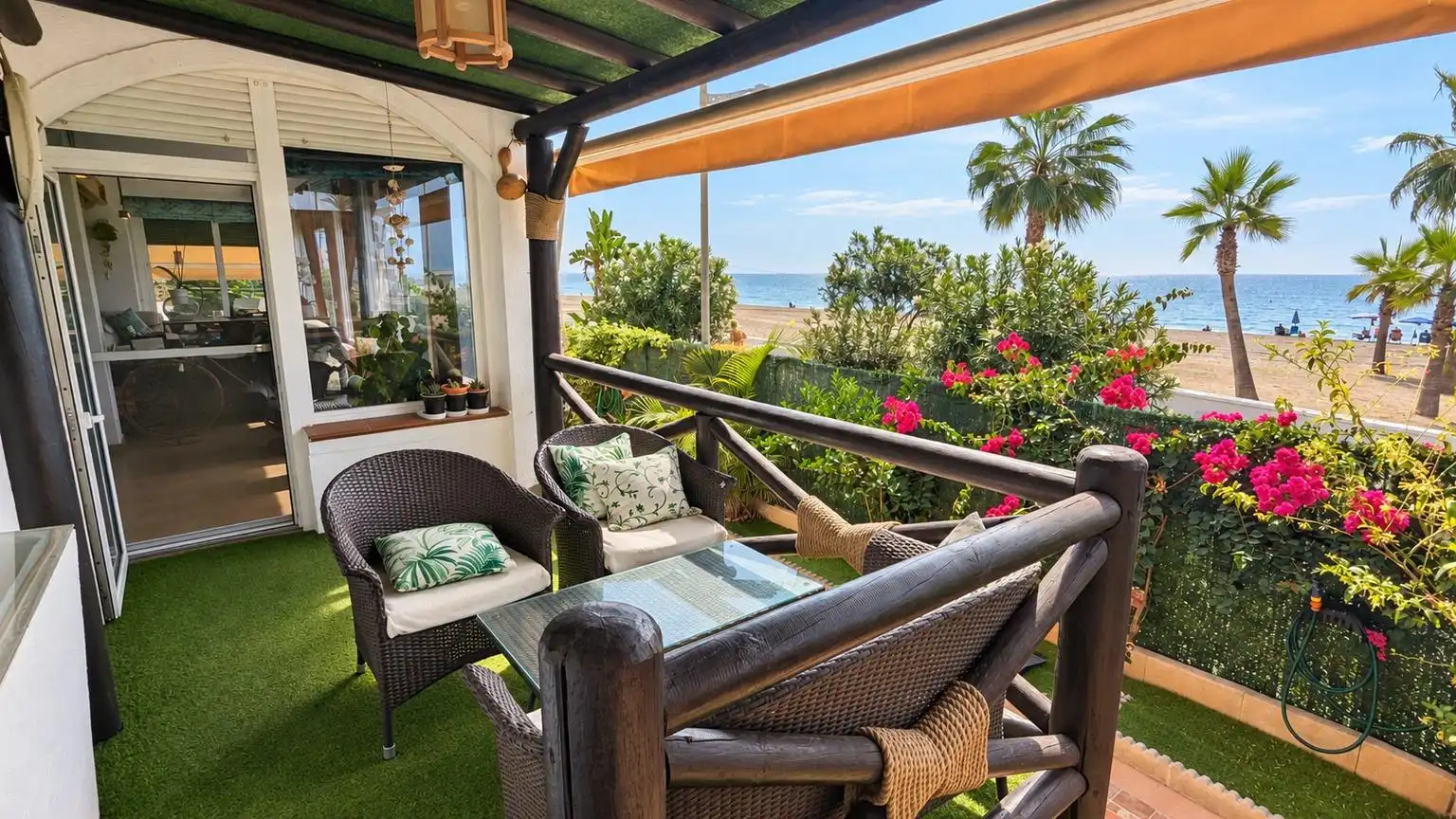 Bajo en venta en Laguna Beach, imagen 2