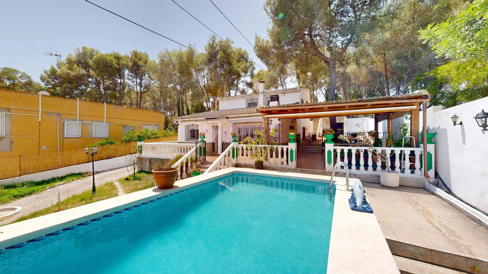 Piscina de Casa o chalet en venta en Chiva con Terraza, Trastero y Piscina