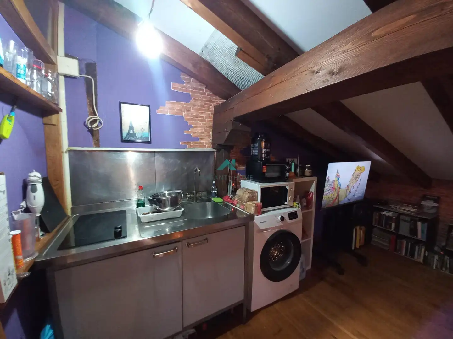 Kitchen of Attic for rent in Laredo