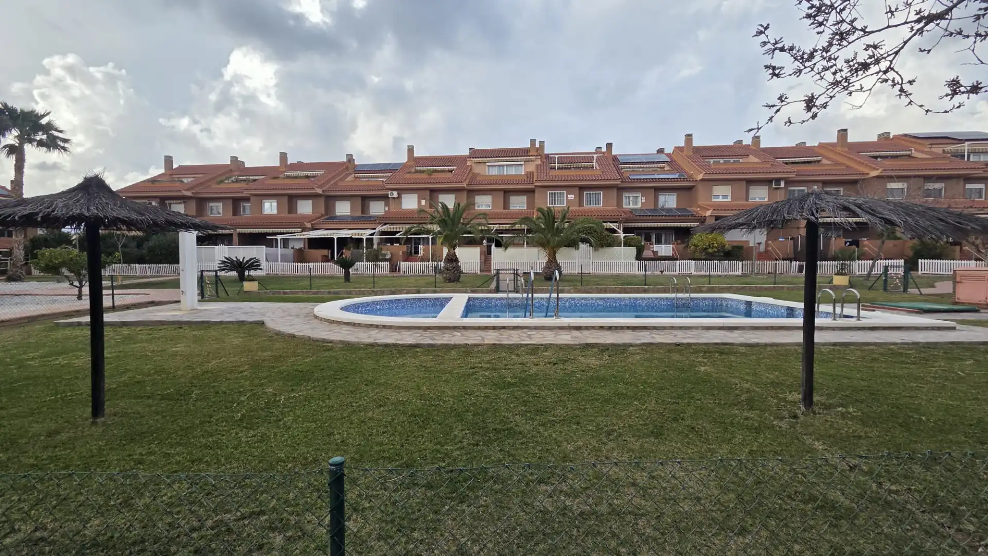 Jardín de Casa o chalet en venta en Alicante / Alacant con Aire acondicionado, Jardín privado y Terraza