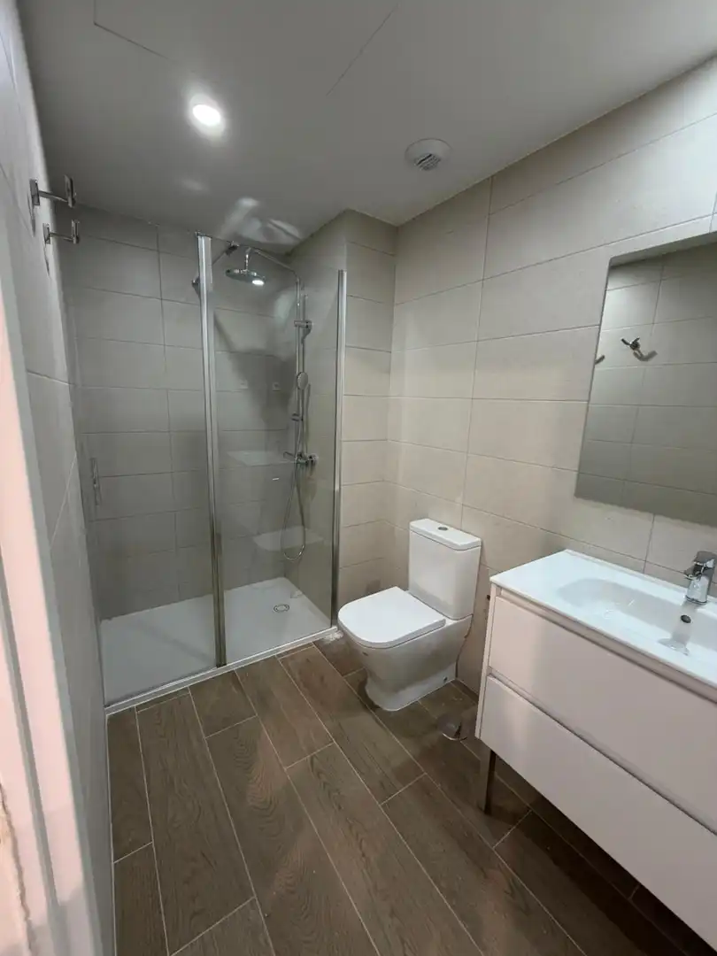 Badezimmer von Wohnung zur Miete in Tres Cantos mit Heizung, Terrasse und Balkon