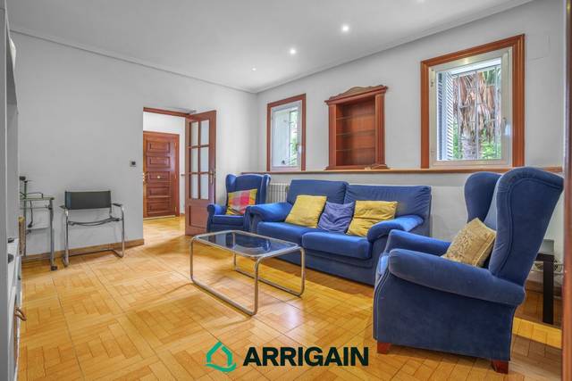 Piso en Venta en Escolta Real en Antiguo