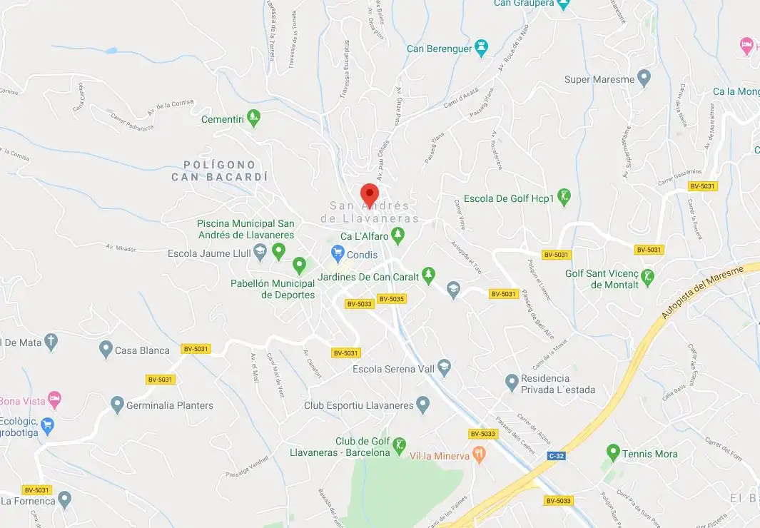 Aparcament de Casa o xalet en venda en Sant Andreu de Llavaneres amb Aire condicionat, Calefacció i Jardí privat