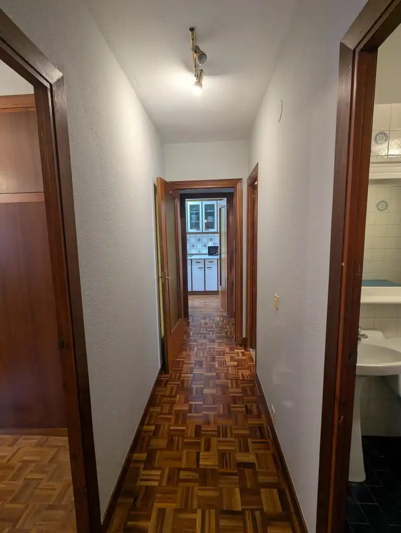 Piso en venta en Estella / Lizarra con Calefacción, Parquet y Terraza