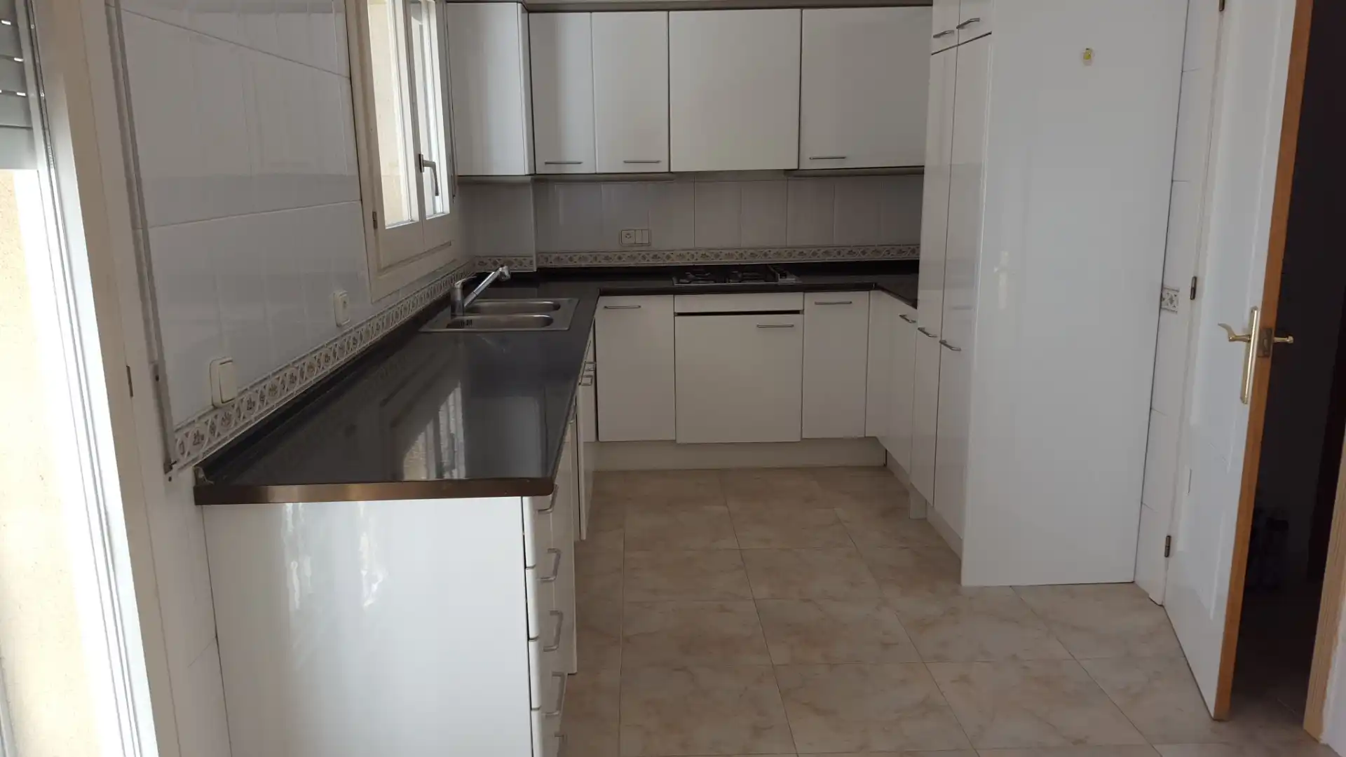 Cocina de Casa adosada en venta en Palafrugell con Calefacción, Terraza y Trastero