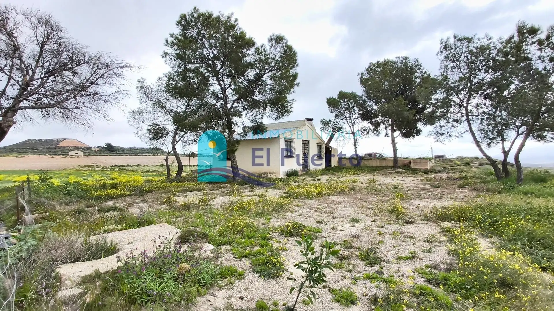 Country house zum Verkauf in Totana mit Schwimmbad