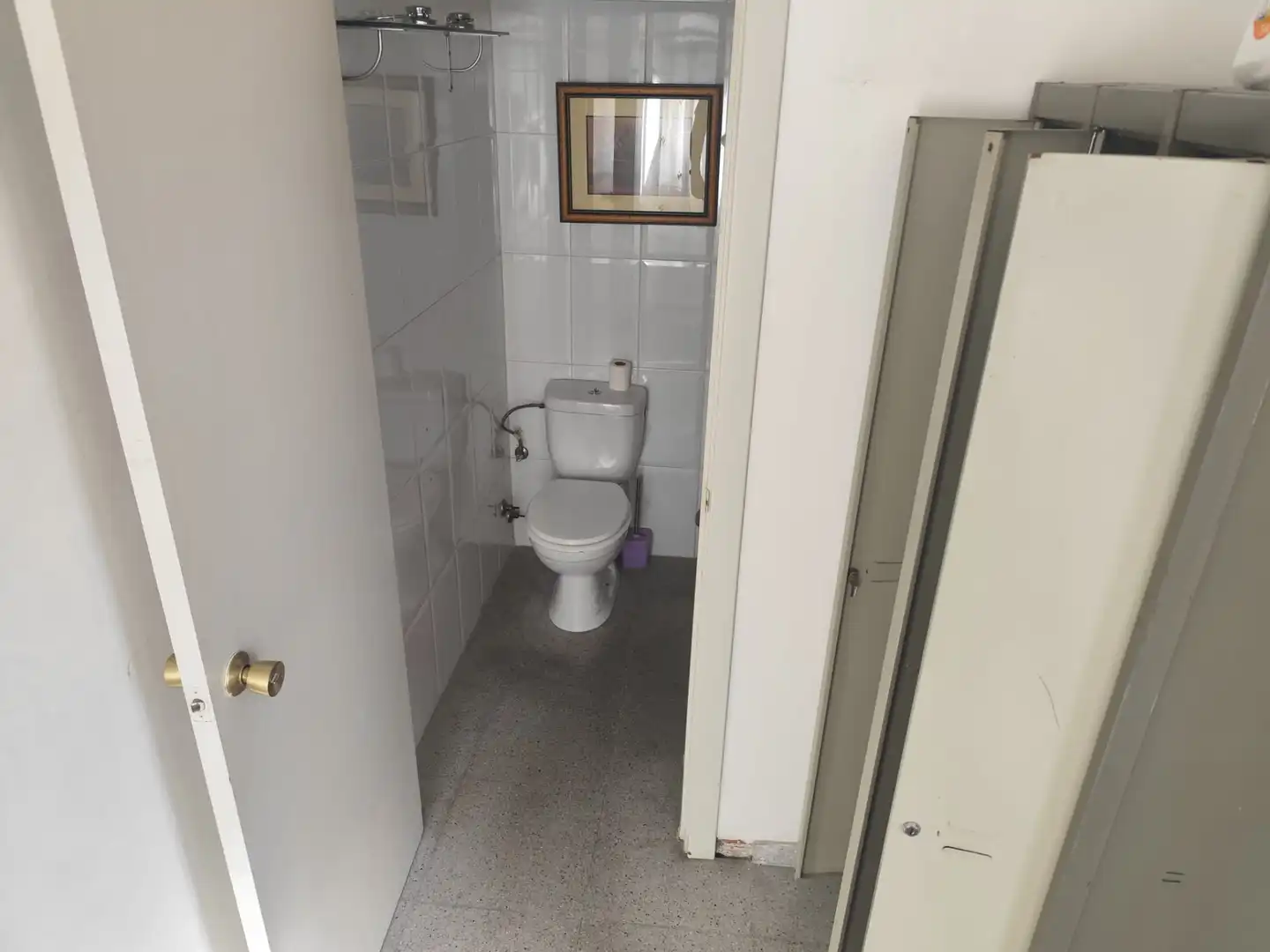 Bany de Local de lloguer en Torrefarrera amb Aire condicionat, Calefacció i Terrassa