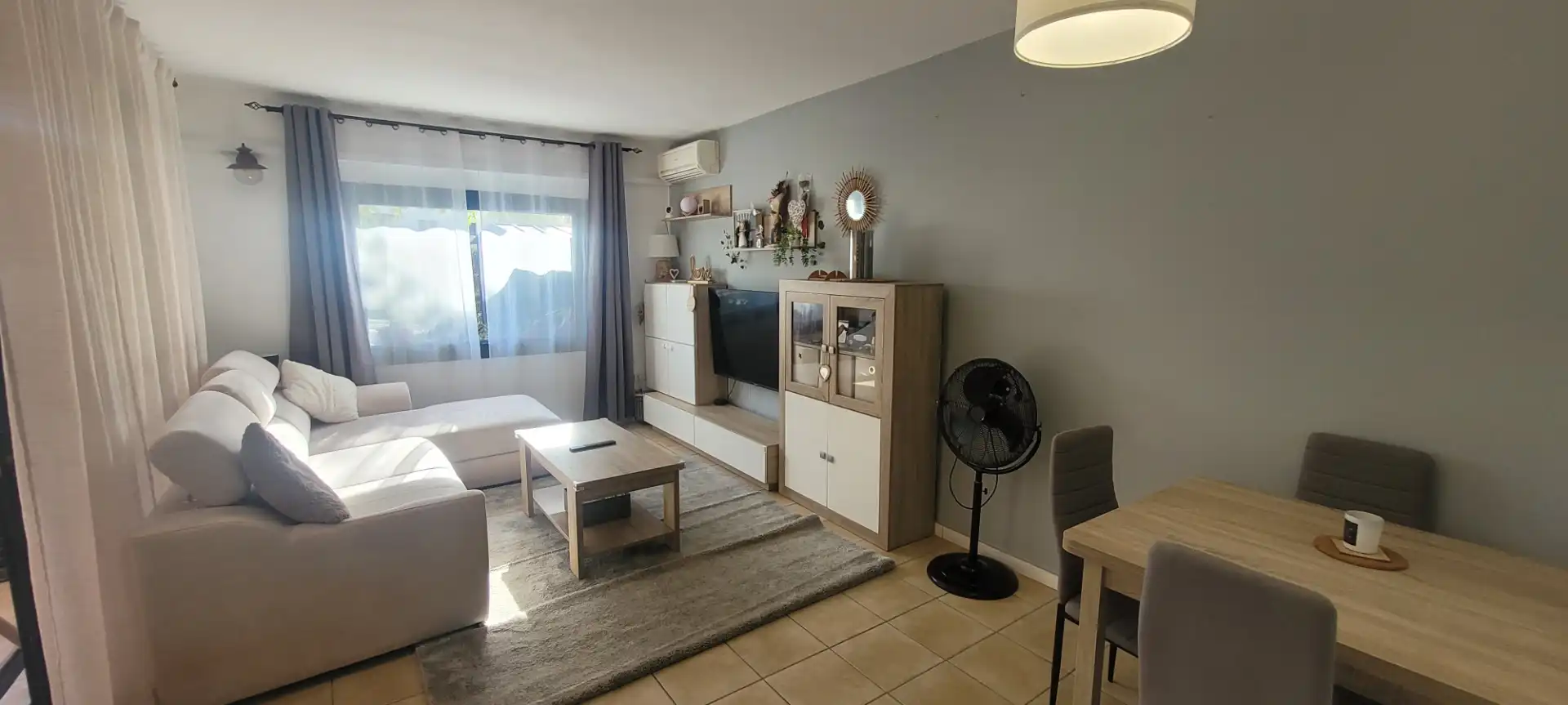 Sala d'estar de Apartament en venda en Murcia amb Aire condicionat, Calefacció i Jardí privat