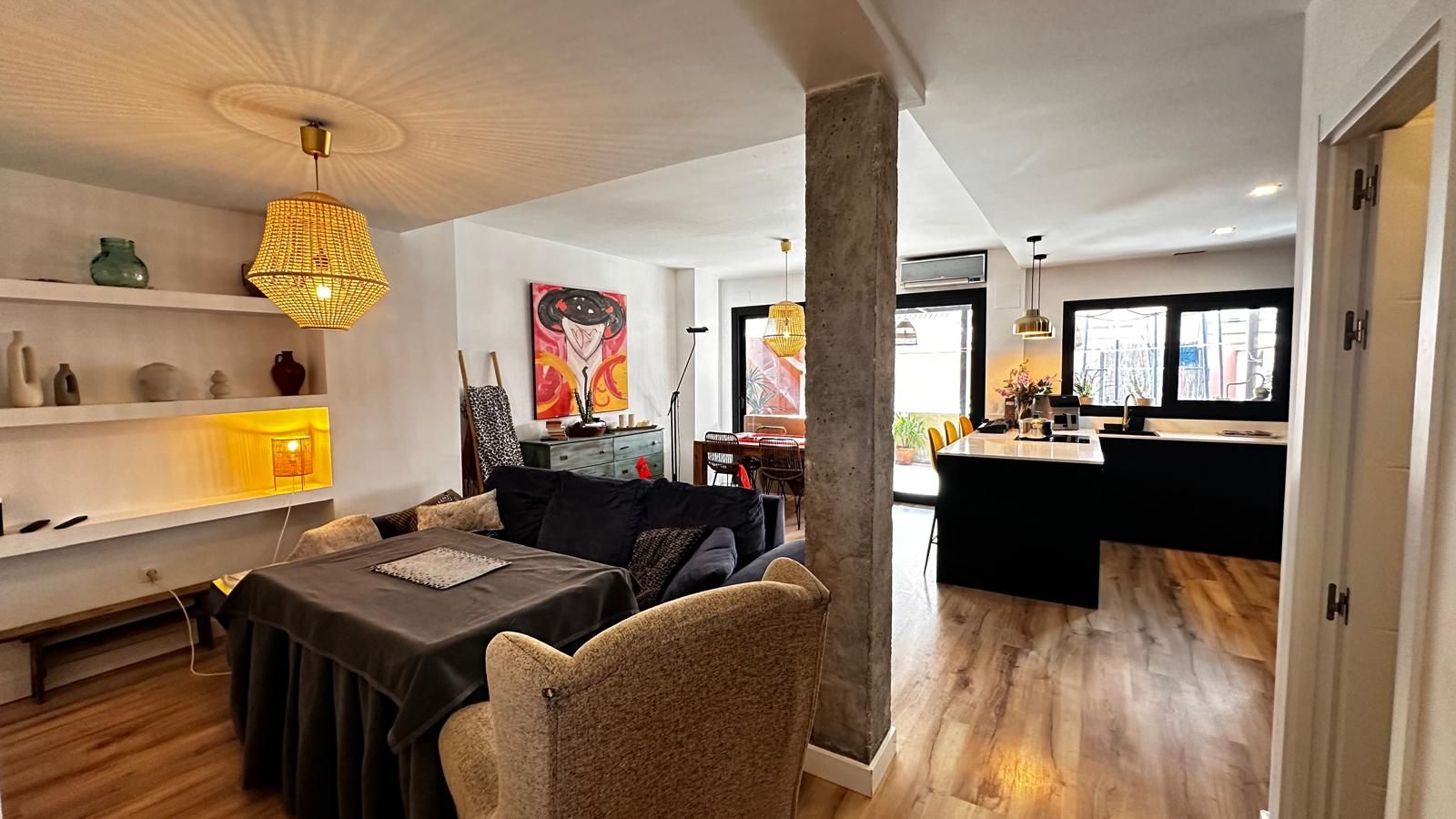 Comedor de Casa adosada en venta en Gines con Aire acondicionado y Terraza