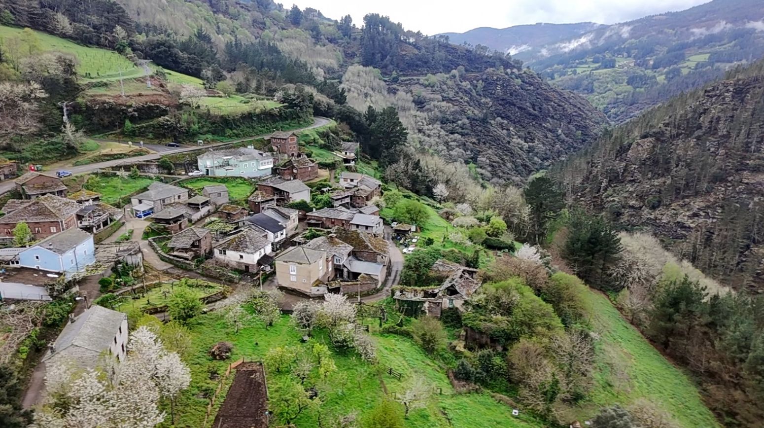 Casa adosada en venta en Pesoz - AL PELORDE, 19, Pesoz